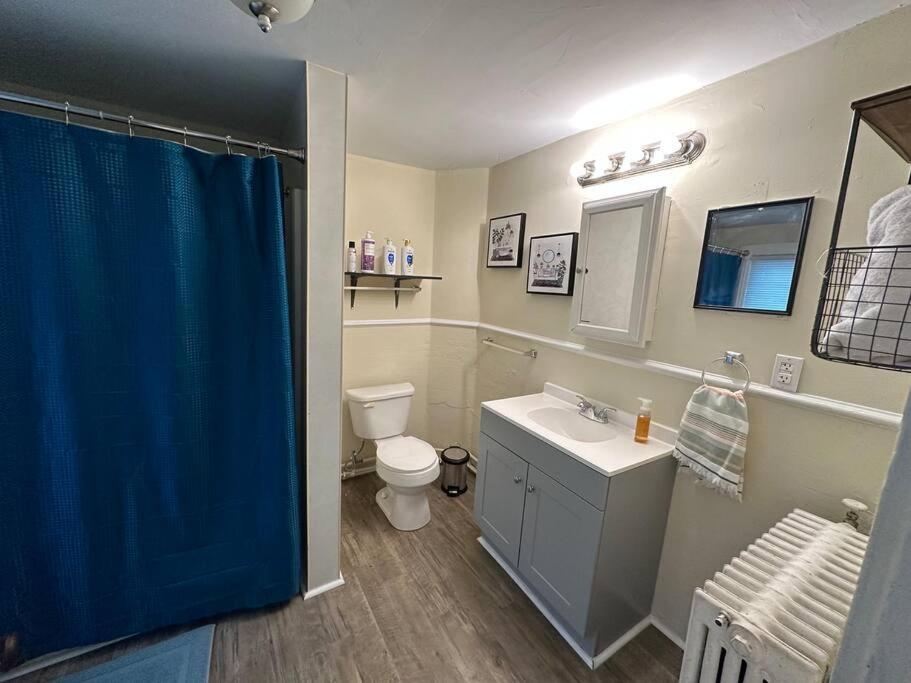 The Yellow Door 3-Bedroom Downtown Near Vt&Ru Радфорд Екстериор снимка